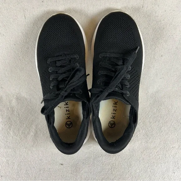Kizik Women’s 8 Black 'Lima' Sneaker - Picture 2 of 7
